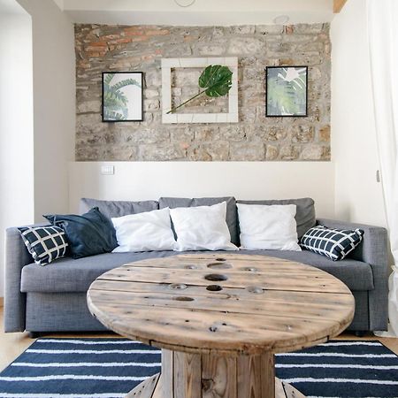 Gem Of The Lake - Luxury Apartment Como Old Town Екстер'єр фото