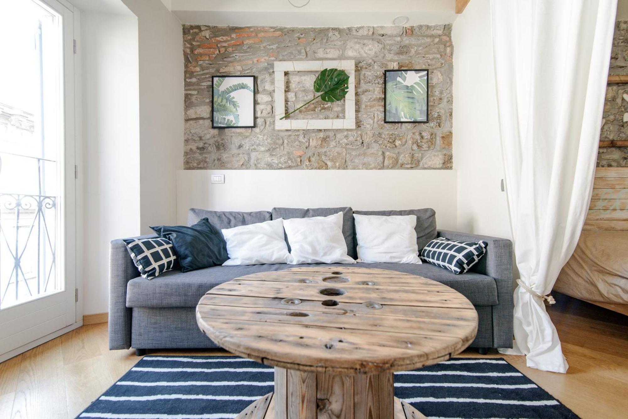 Gem Of The Lake - Luxury Apartment Como Old Town Екстер'єр фото